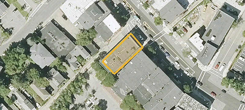 319 Main St