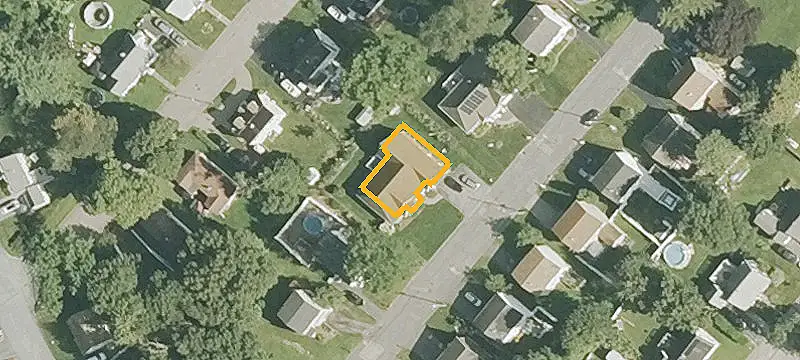 15 Simmons Ave