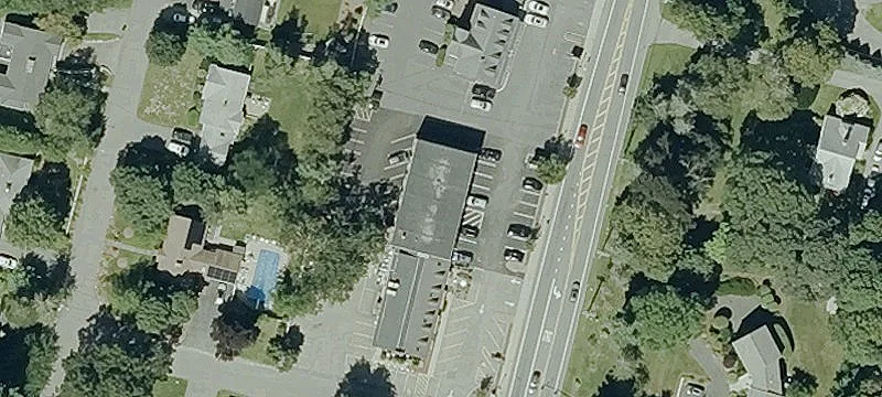 555 High St