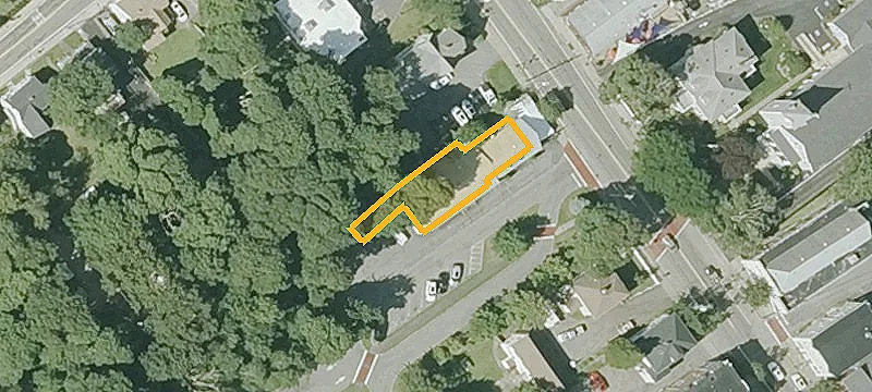 318 Ct St