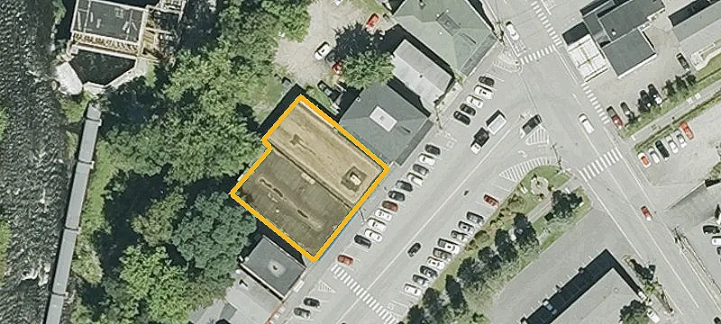 156 Main St