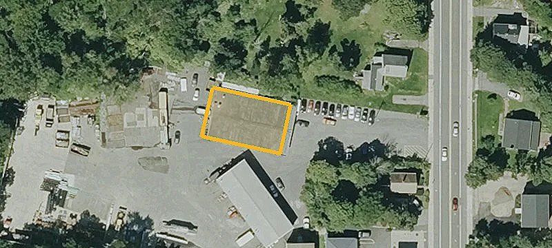 725 Main St