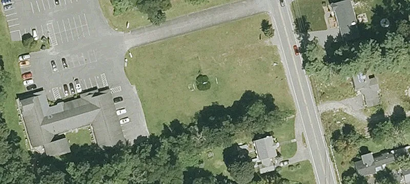 6 Evergreen Ln