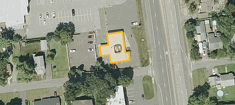 1936 Memorial Dr
