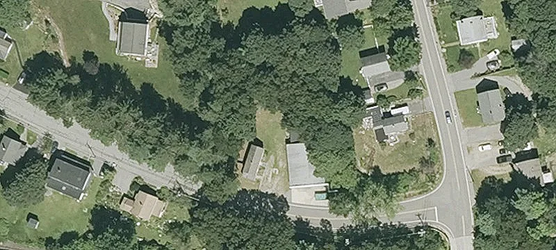 5 Broadway St