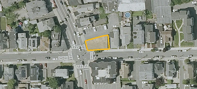 125 Main St