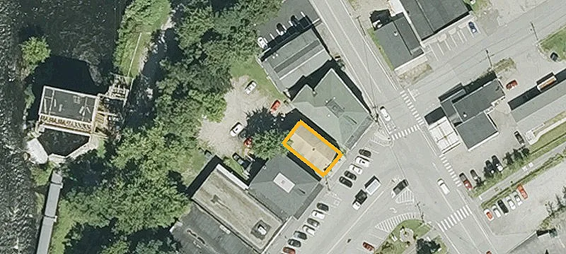 162 Main St