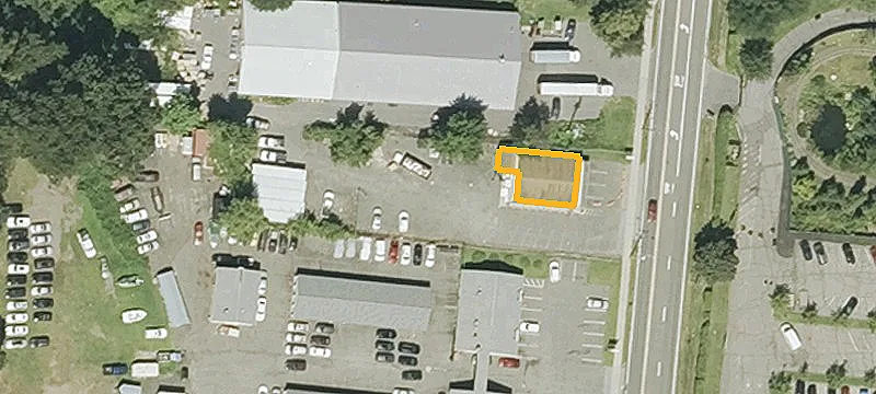 1664 Main St