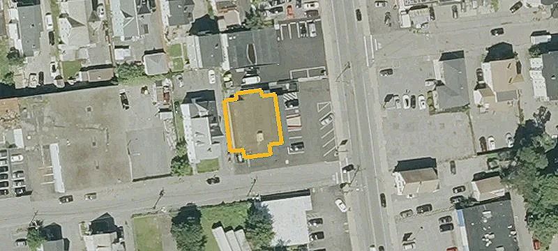 501 Main St