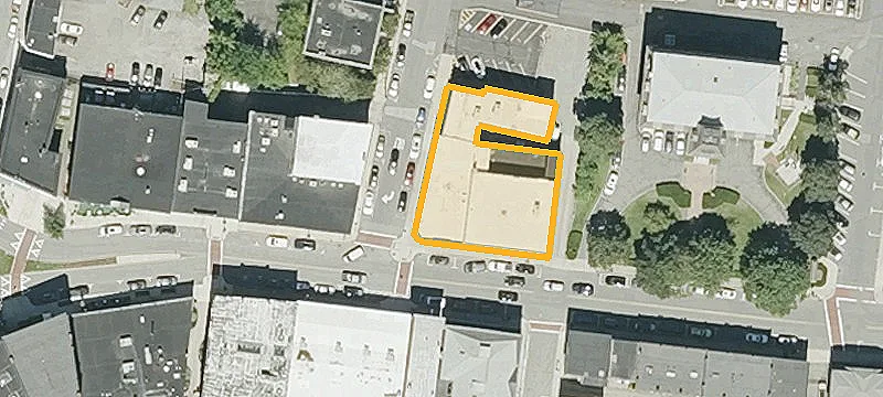 50-52 Main St