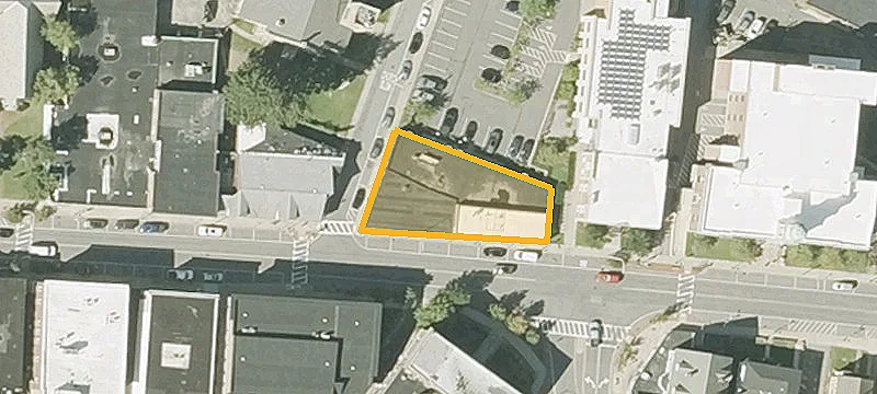 534 Main St