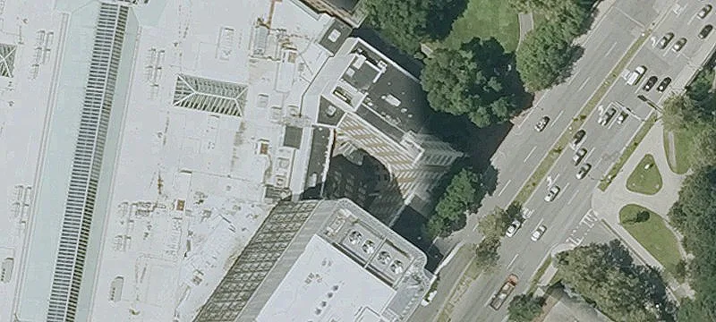 25-27 Land Blvd