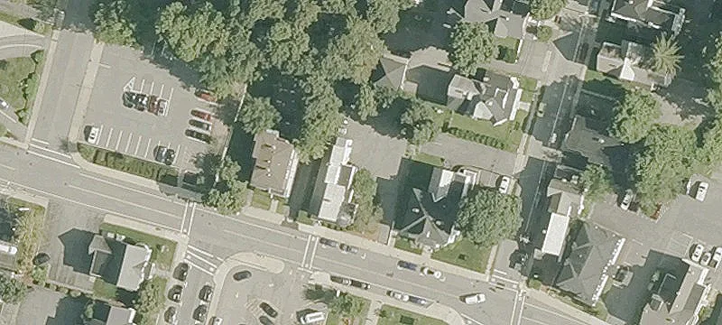87 Merriam Ave