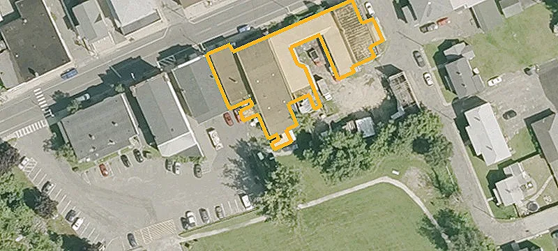 2055 Main St