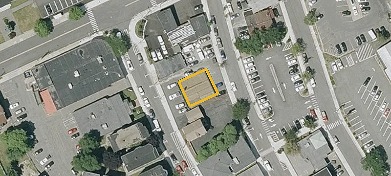 16-18 Woodside Ave