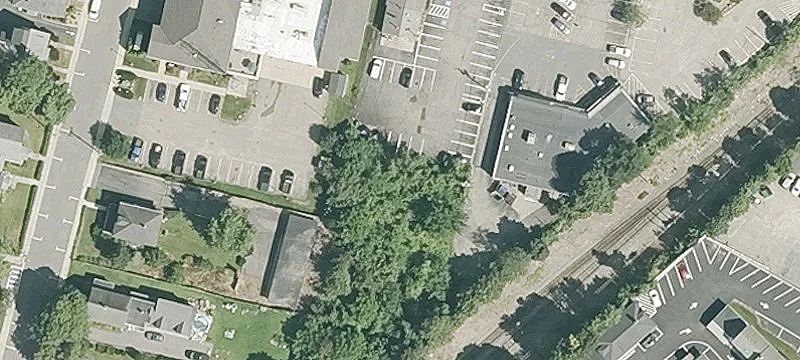 28 Central St