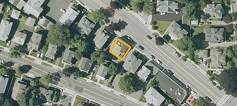 18 Trapelo Rd