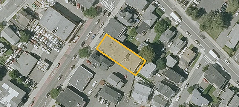 369 Broadway