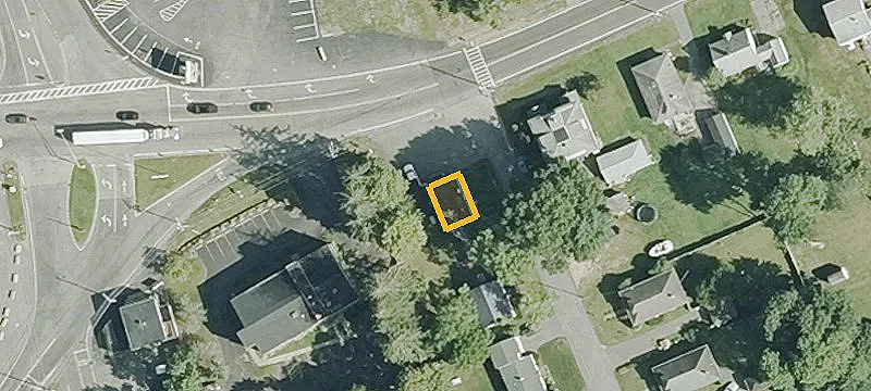 230 Ctr St