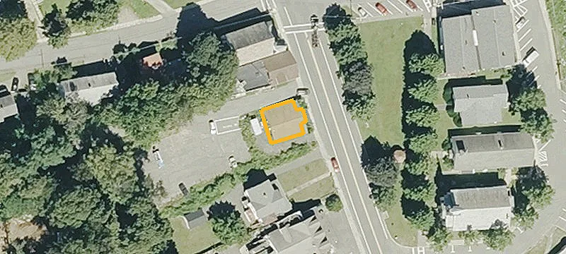 21 Russell Rd