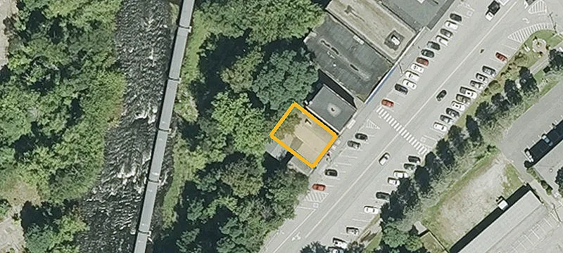 140-142 Main St