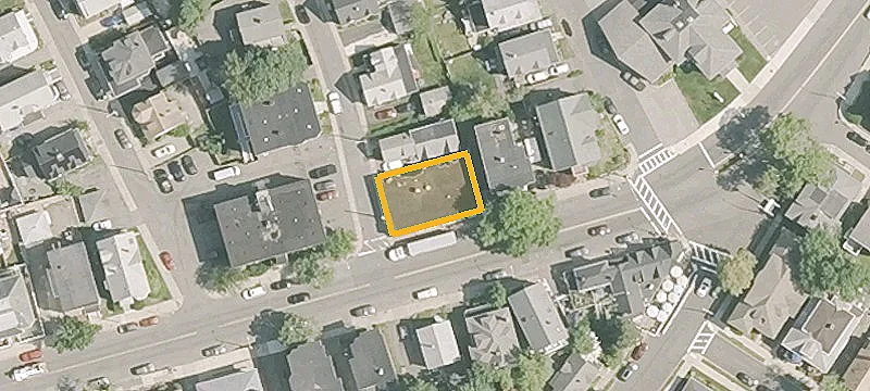 13-17 Lewis St