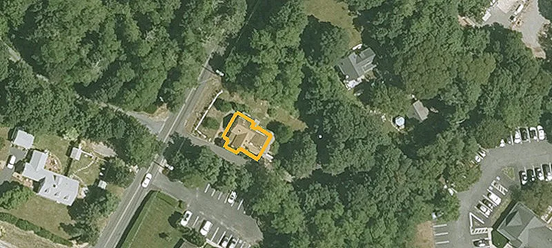 5 Locust Rd