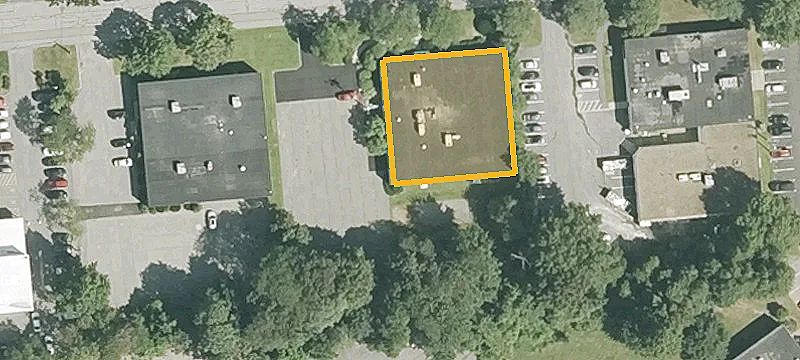 8 Mercer Rd
