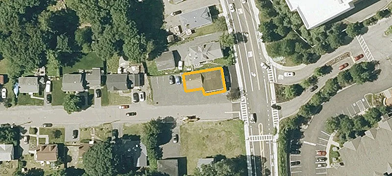 213 Elm St