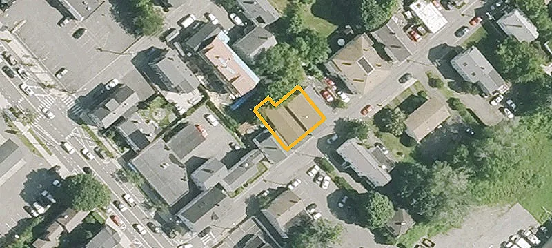 9 Foster St
