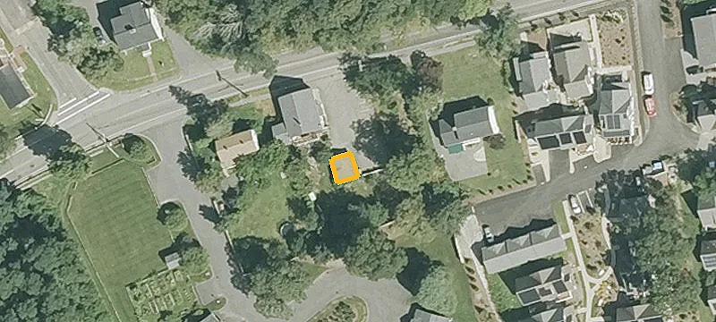 1681 Main St