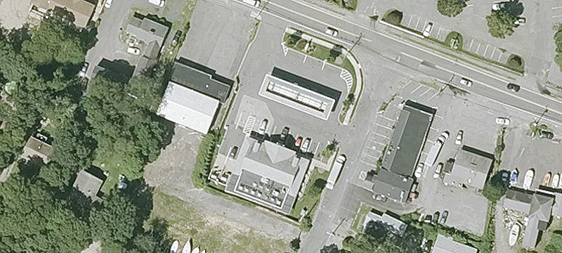 395 Main St