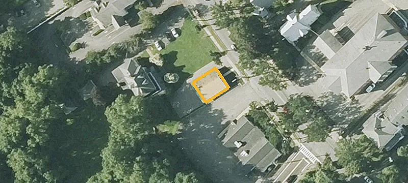 90 Main St
