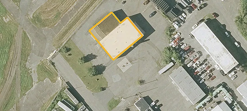 42 Perimeter Rd