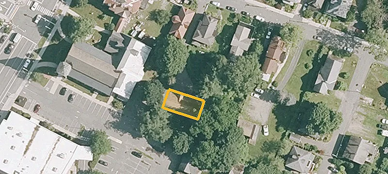 16 Pleasant St