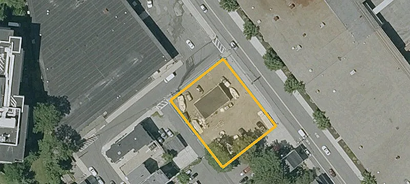 156 Williams St, Unit 164