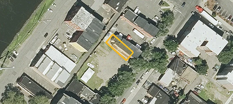 365-367 Main St