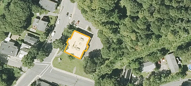 114 Pleasant St