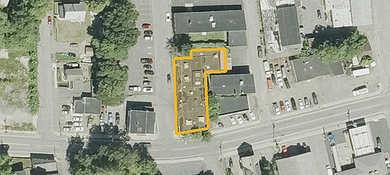 106 Lunenburg St