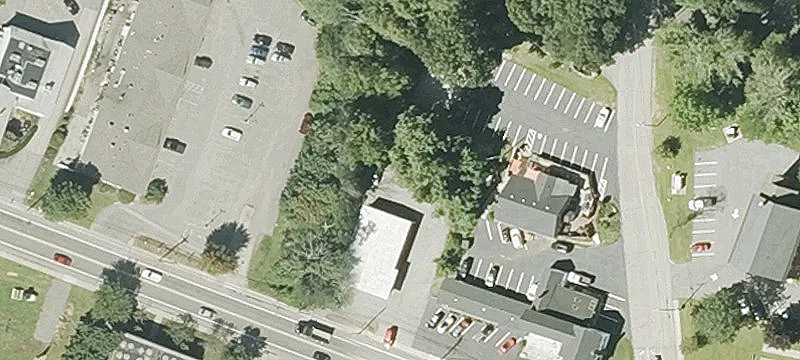 494 Main St