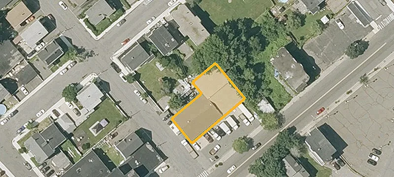 3 Hall St