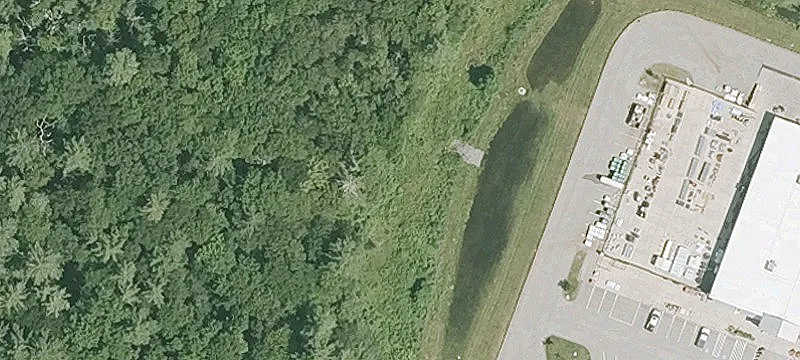 82 Tpke Rd
