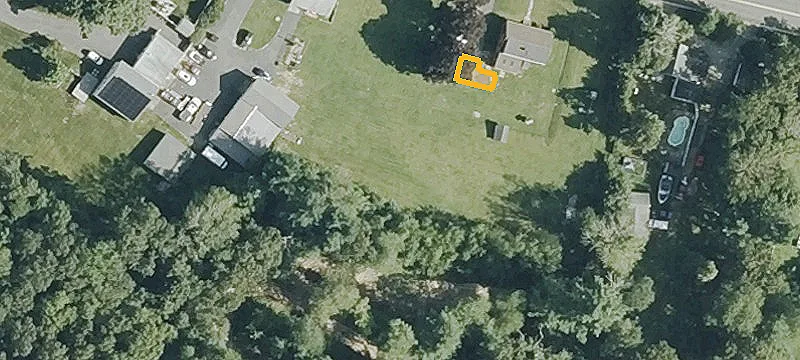 24 Howland Rd