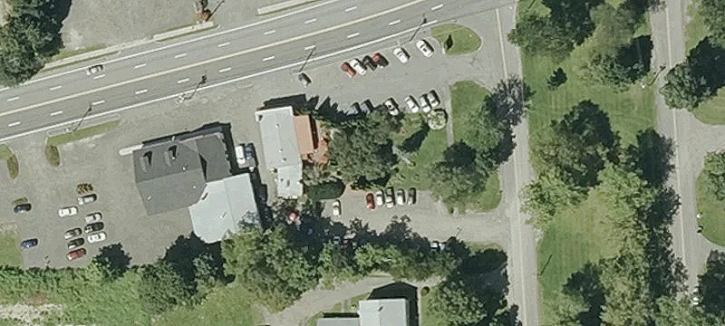 99 Russell St