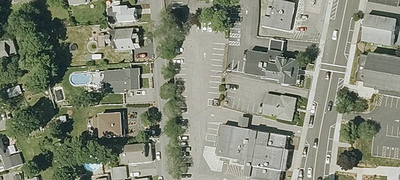 15 Central St