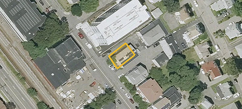 124-126 Old Colony Ave