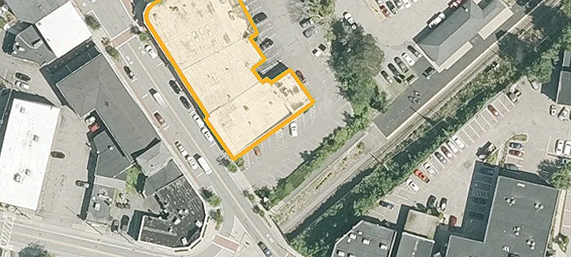 9 Main St
