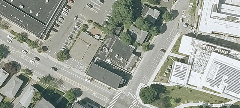 6 Schouler Ct