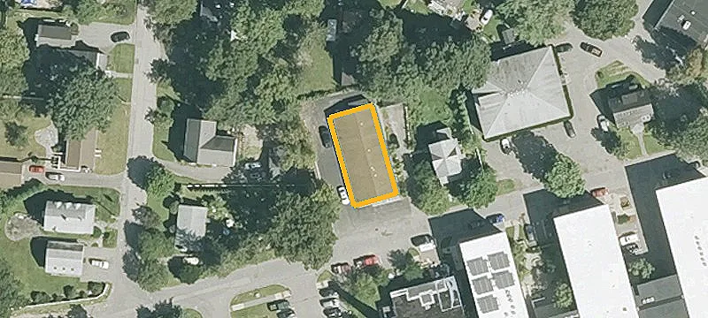 52 Bradford St