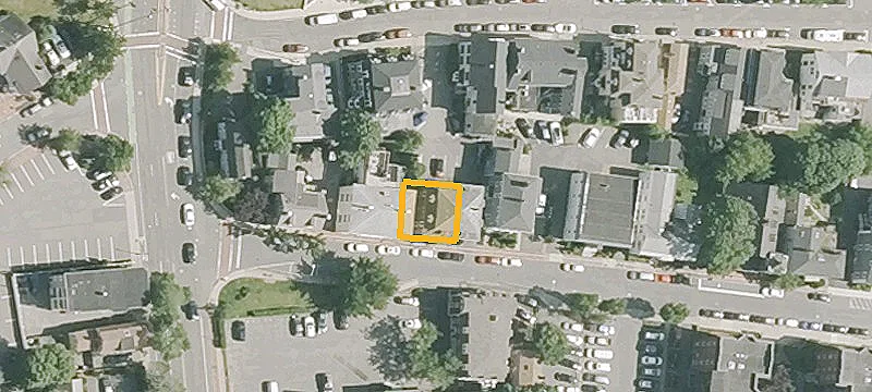 26 Lynde St